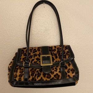 Cheetah print shoulder bag🐆